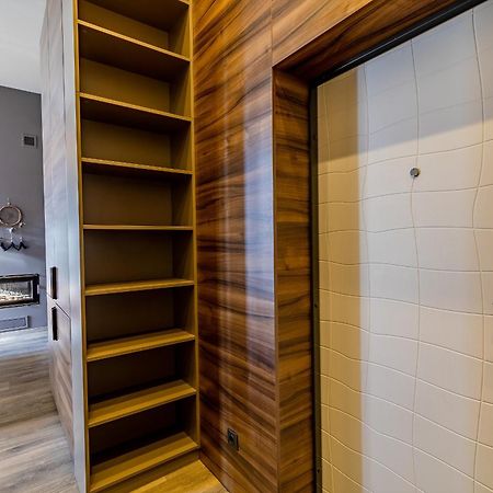 Saksaganskogo Centre Apartment เคียฟ ภายนอก รูปภาพ