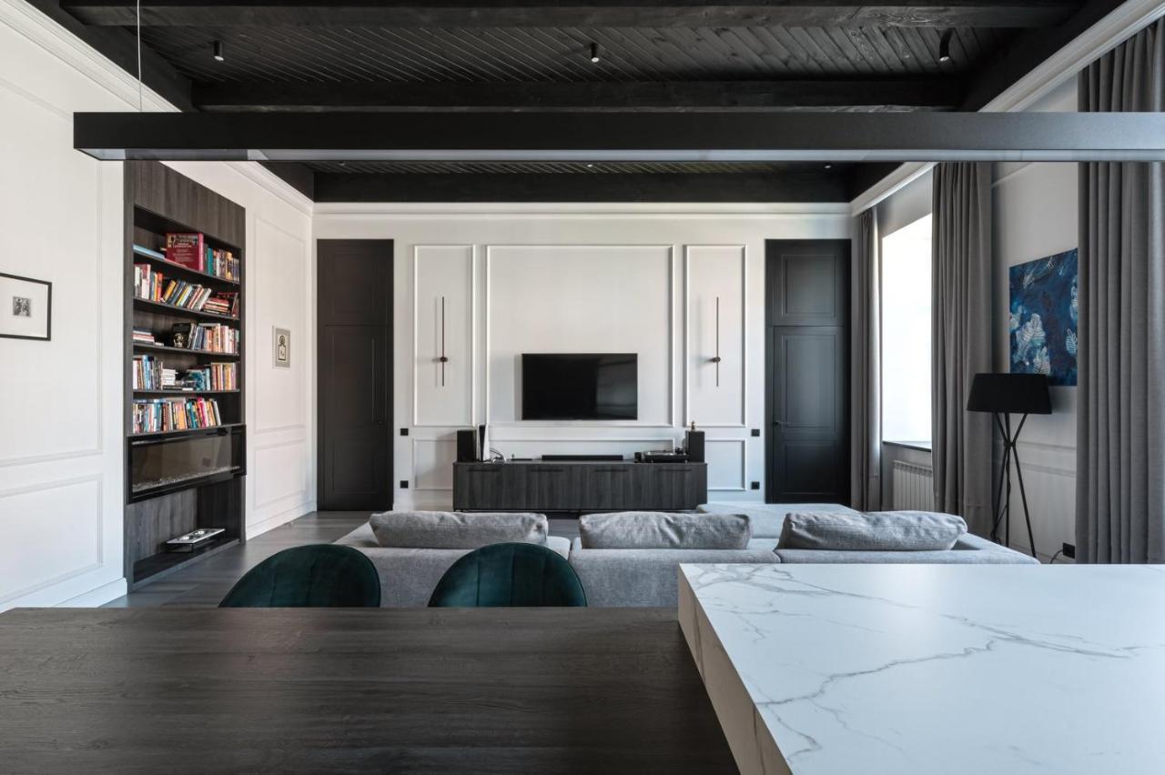 Saksaganskogo Centre Apartment เคียฟ ภายนอก รูปภาพ