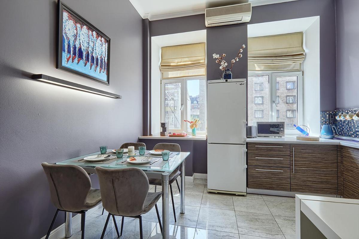Saksaganskogo Centre Apartment เคียฟ ภายนอก รูปภาพ