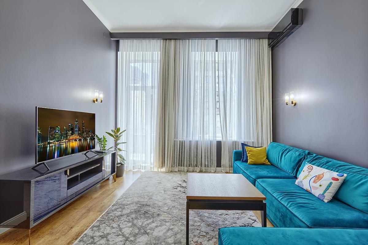 Saksaganskogo Centre Apartment เคียฟ ภายนอก รูปภาพ
