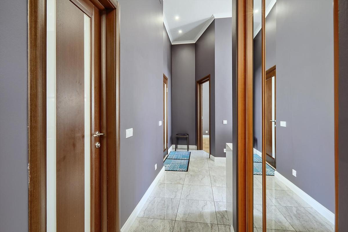 Saksaganskogo Centre Apartment เคียฟ ภายนอก รูปภาพ