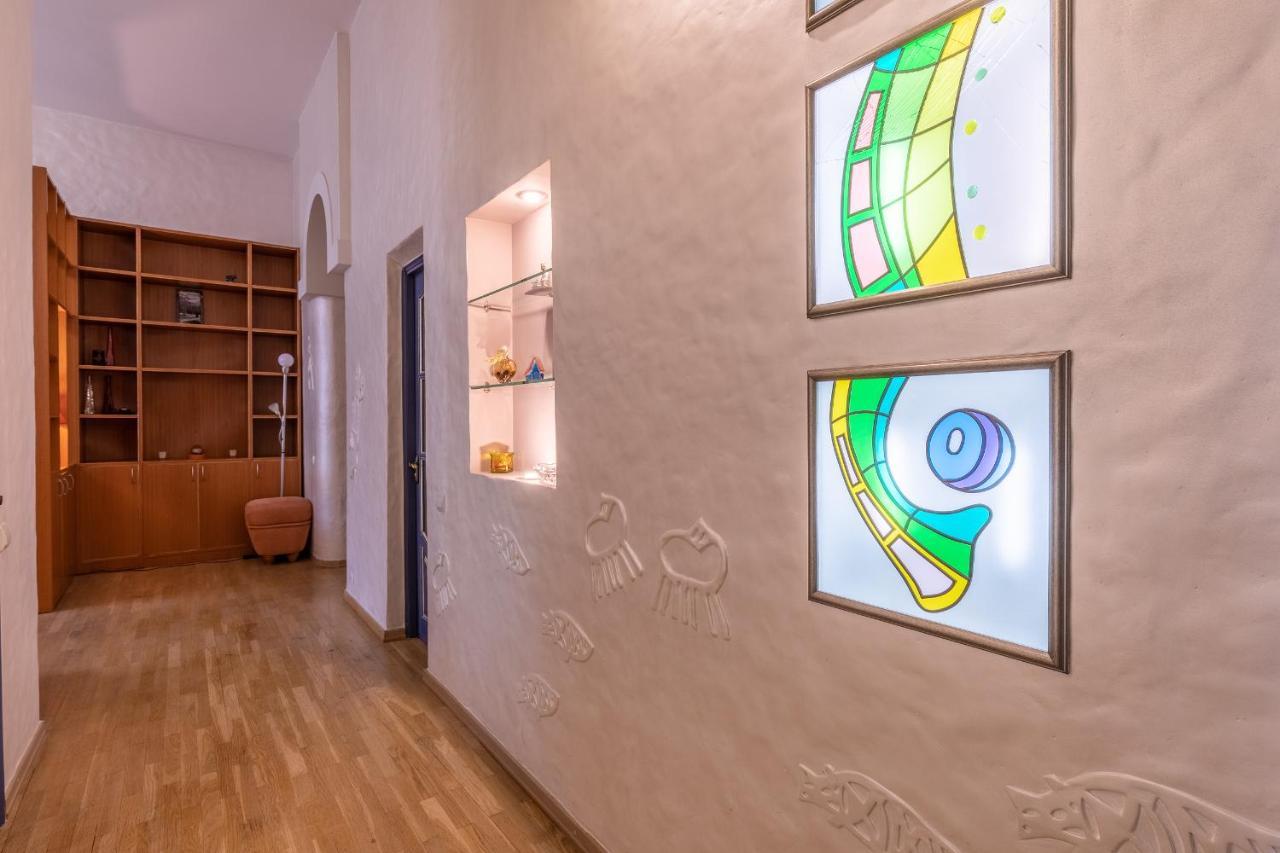 Saksaganskogo Centre Apartment เคียฟ ภายนอก รูปภาพ