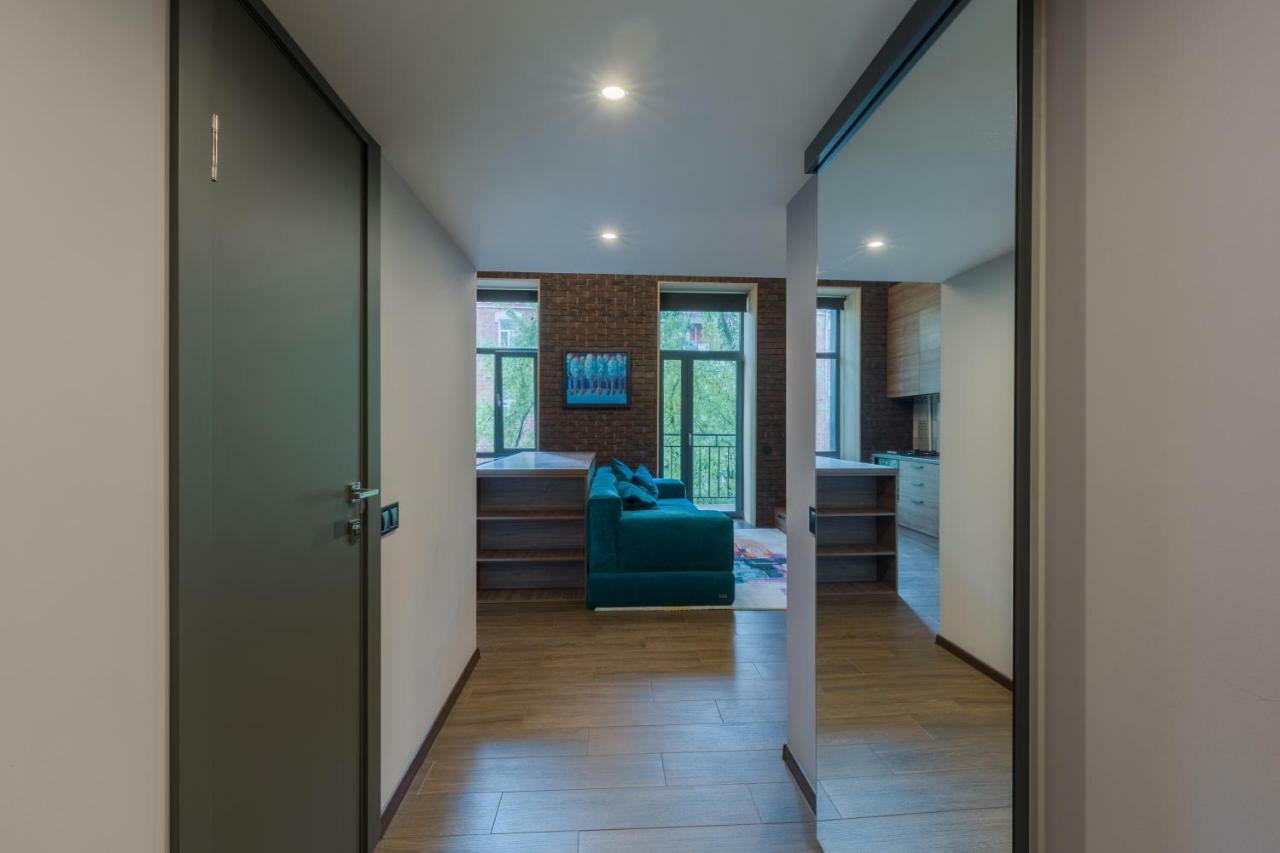 Saksaganskogo Centre Apartment เคียฟ ภายนอก รูปภาพ